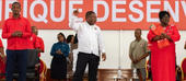 Filipe Nyusi promete trabalhar para o desenvolvimento do país, num clima de paz