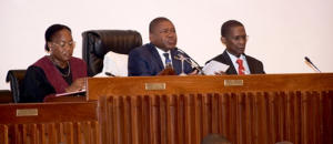 Presidente da República insta novo parlamento a apostar no consenso