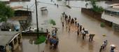 Presidente da República ordena retirada compulsiva dos afectados pela chuva